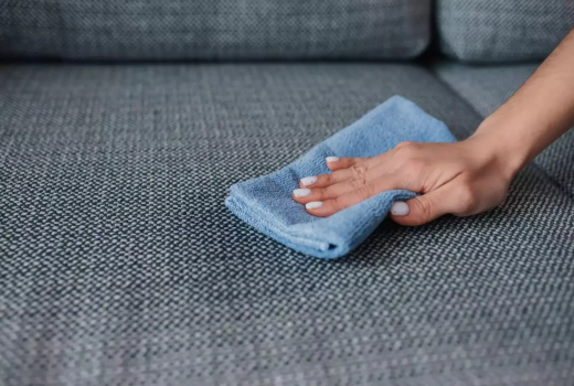 Профілактичний догляд за меблевою тканиною