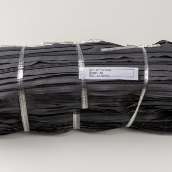 Блискавка 4 кольору (200 метров бобина)