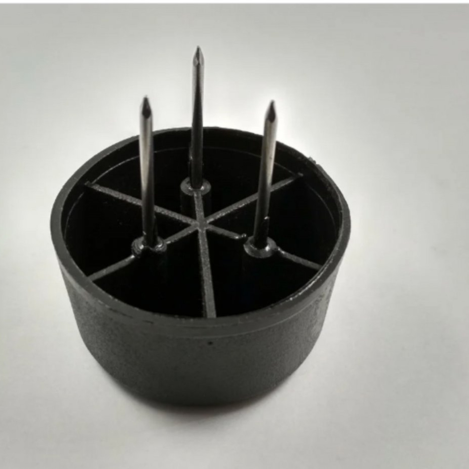 Опора цвяхова № 1 (три цвяхи)